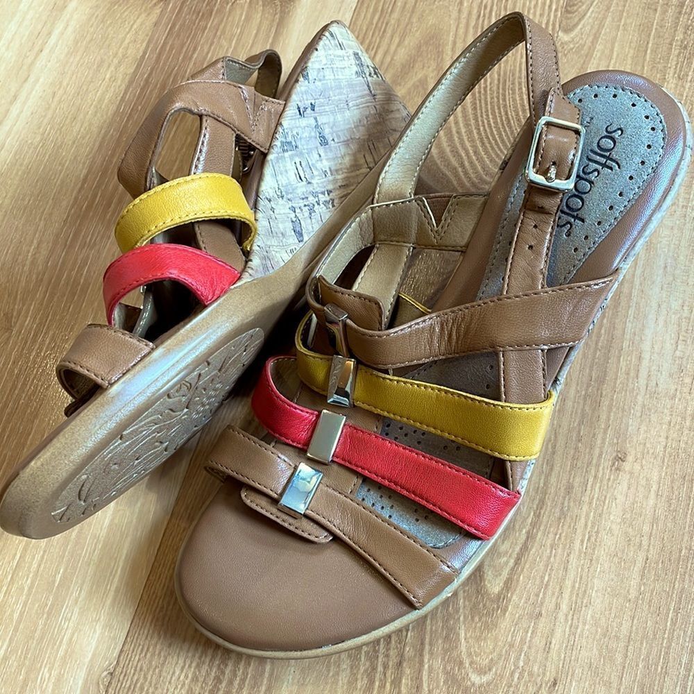 Softspots Leather Multicolor Wedge Sandals Gold Accent Womens size 6.5